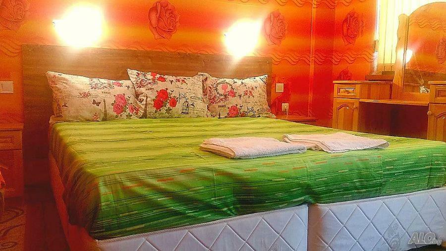 На Гости При Силвия ออบซอร์ ภายนอก รูปภาพ